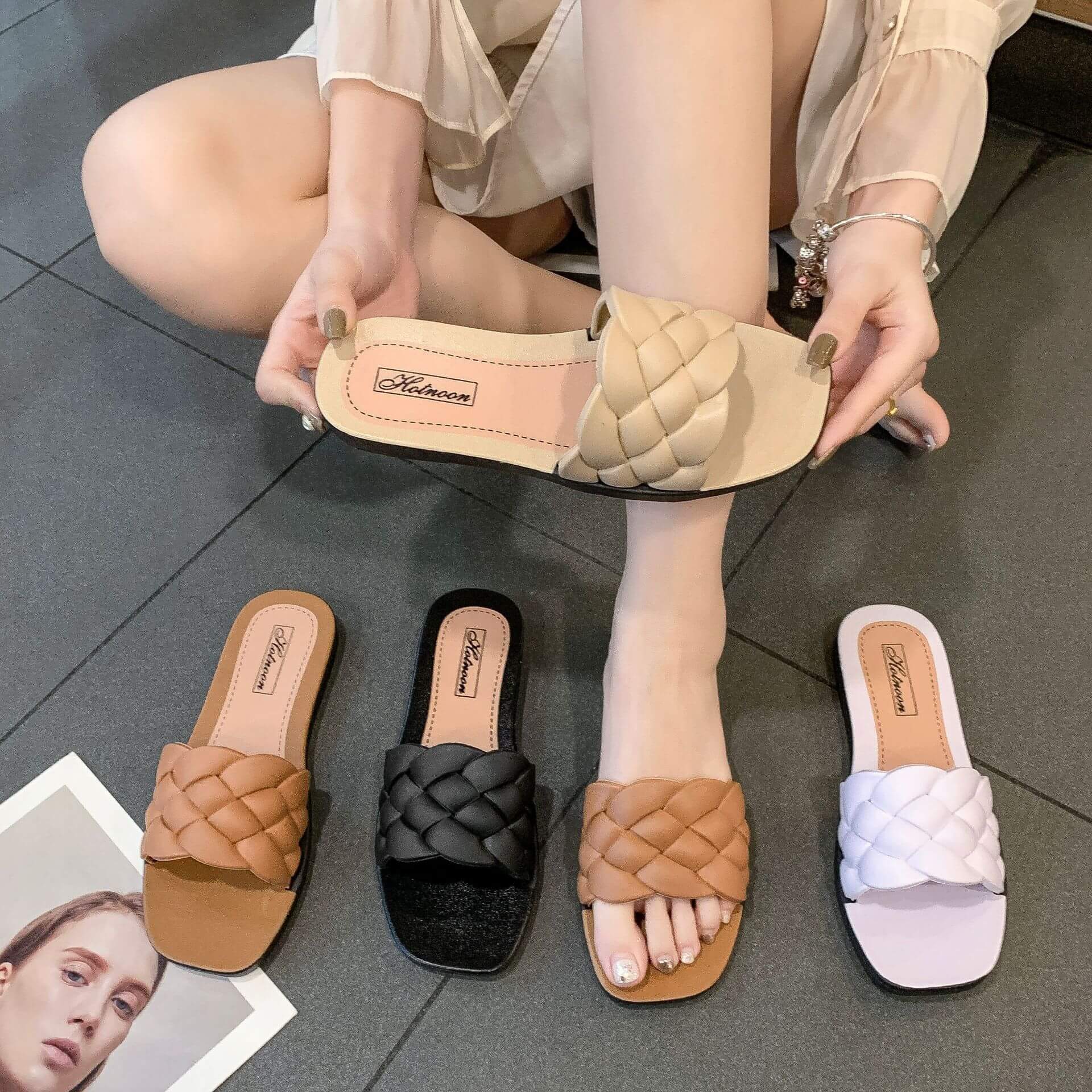 Flat Diamond-Shaped Women's Sandals