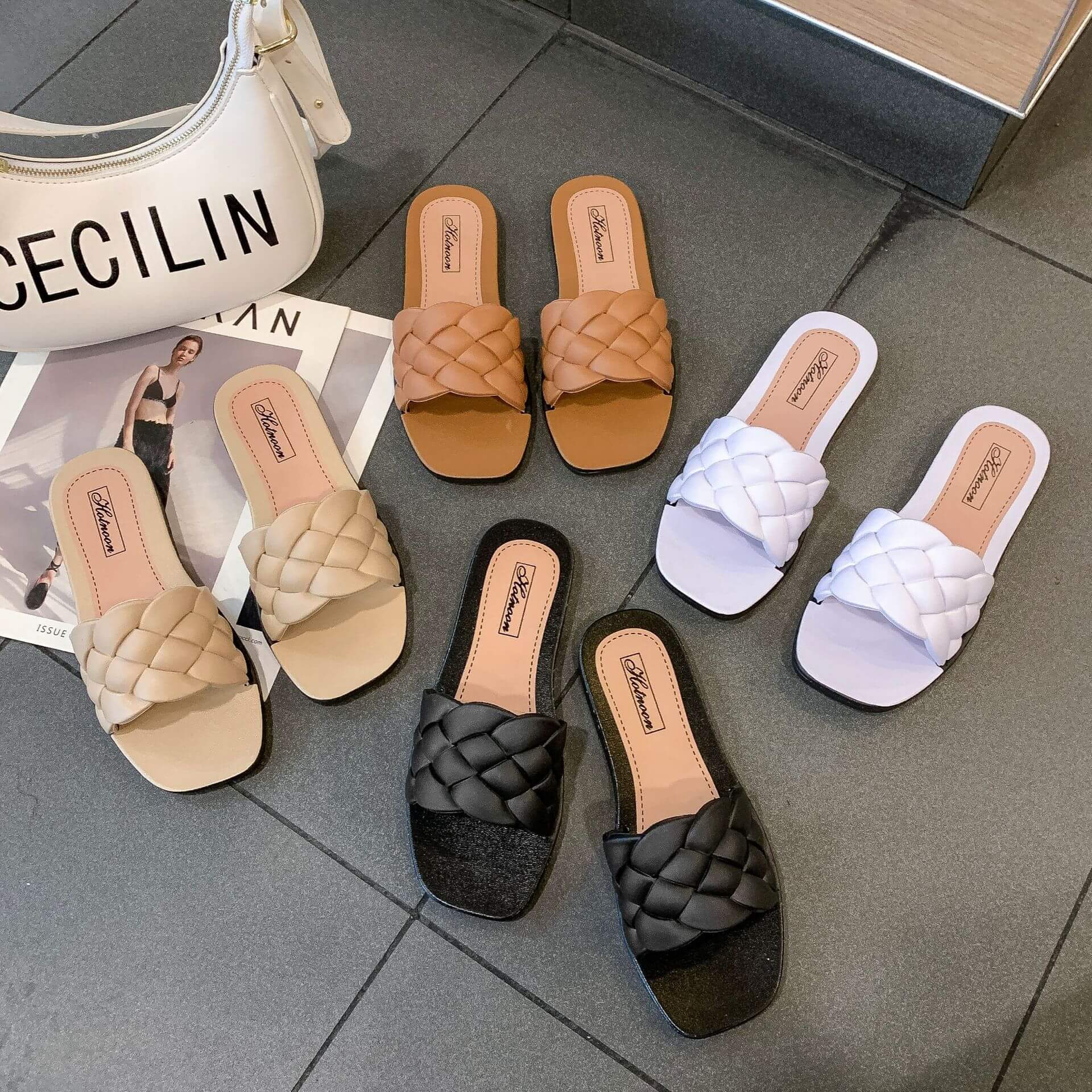 Flat Diamond-Shaped Women's Sandals