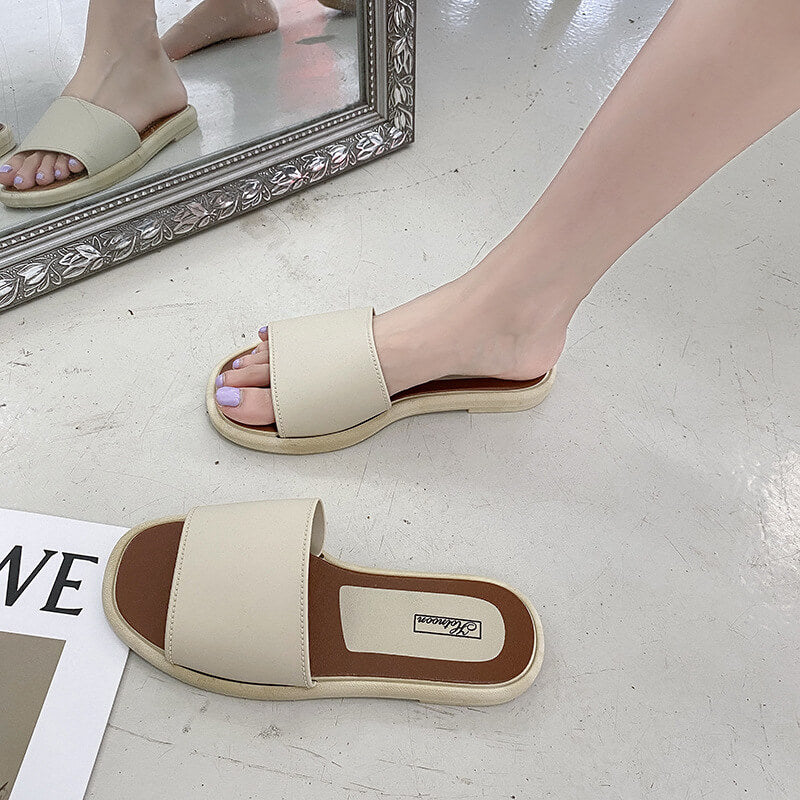 Flat Sandals for Women
