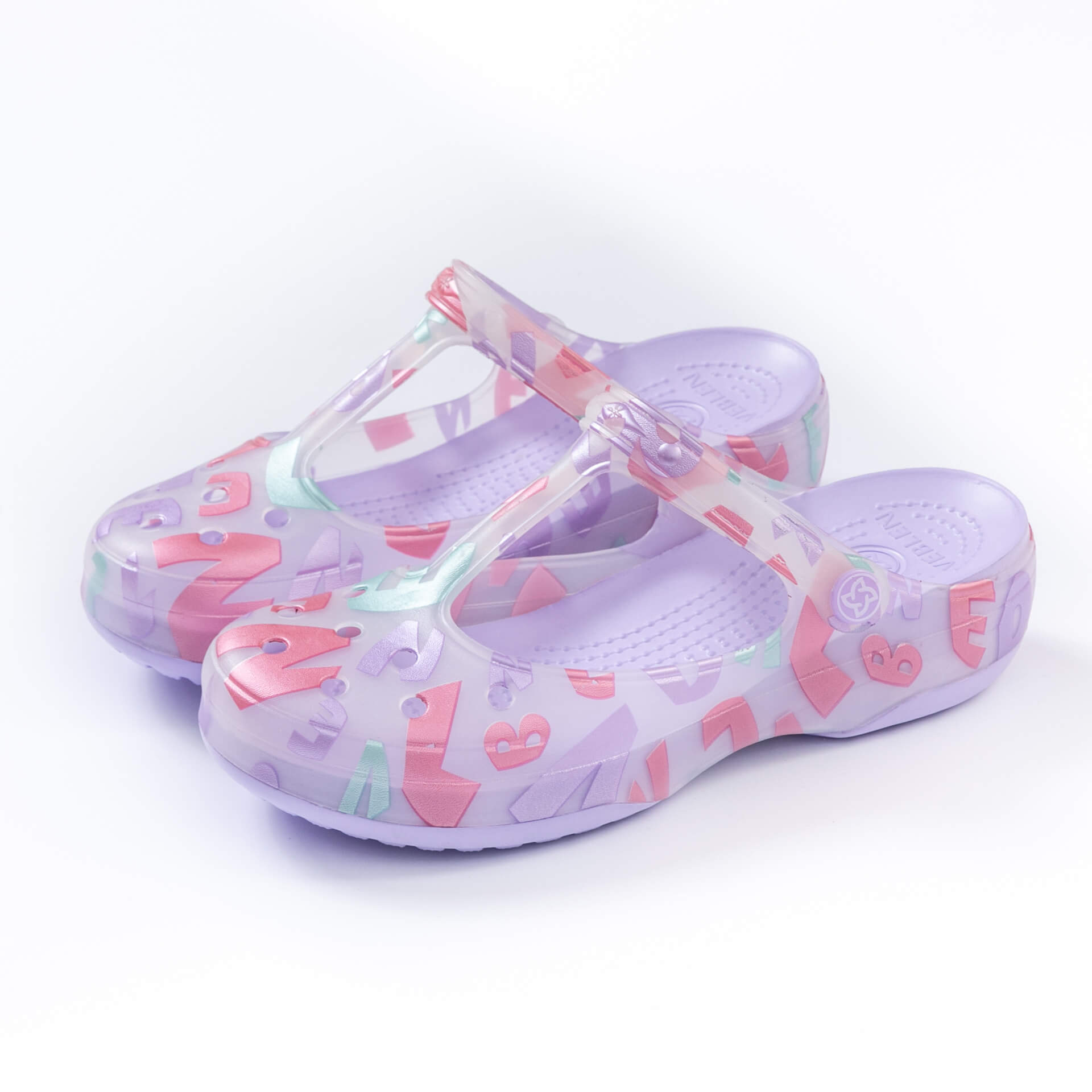 Women‘s Full Coverage Clogs